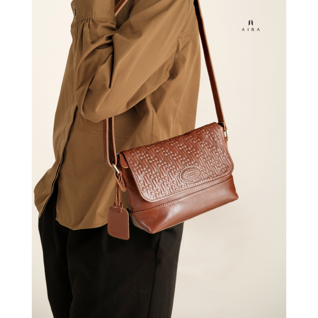 Tas Kulit Asli Wanita Sling Airin Tas Selempang Embos Batik Tas Kondangan