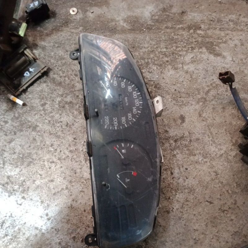 Spedometer Nissan sunny b13 97