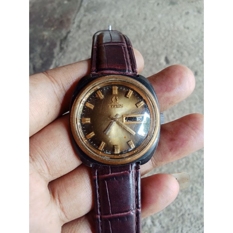 Jam Titus matic