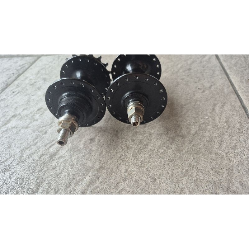 hub giorni v2 fixie sepasang