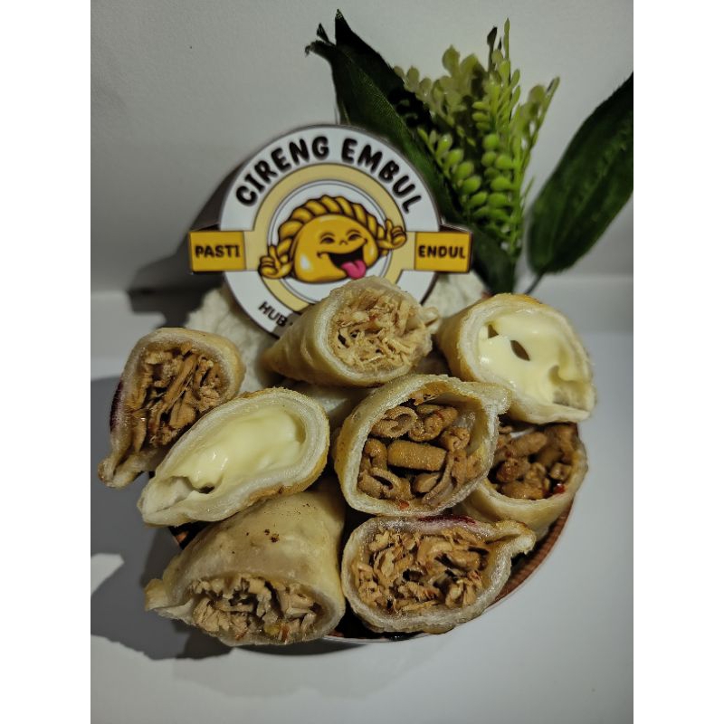 

Cireng isi Ayam suwir pedas (isi 7pcs) free chili oil