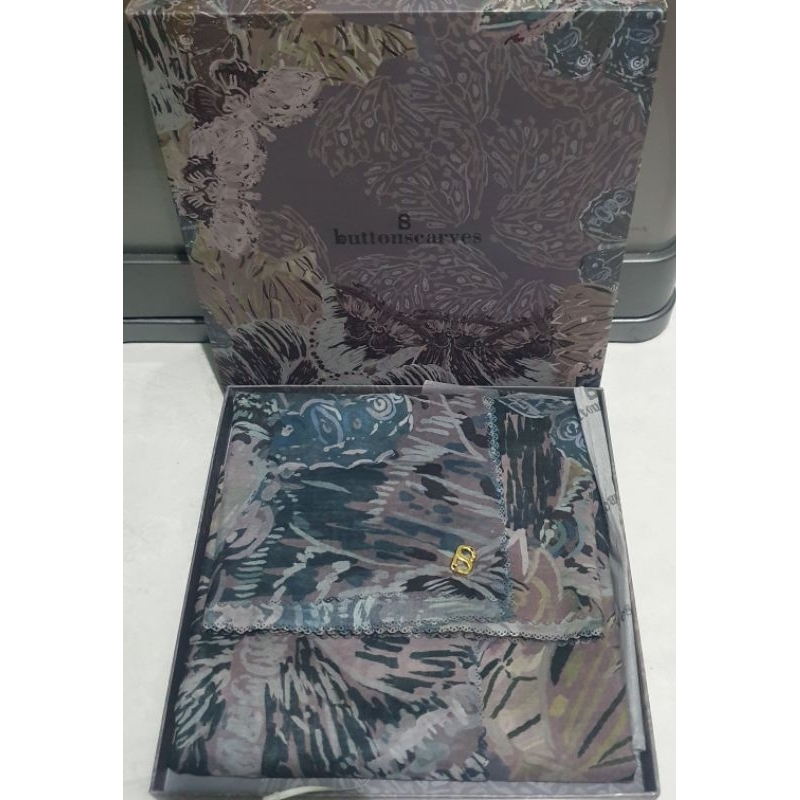 Preloved_Buttonscarves Farsha-stone