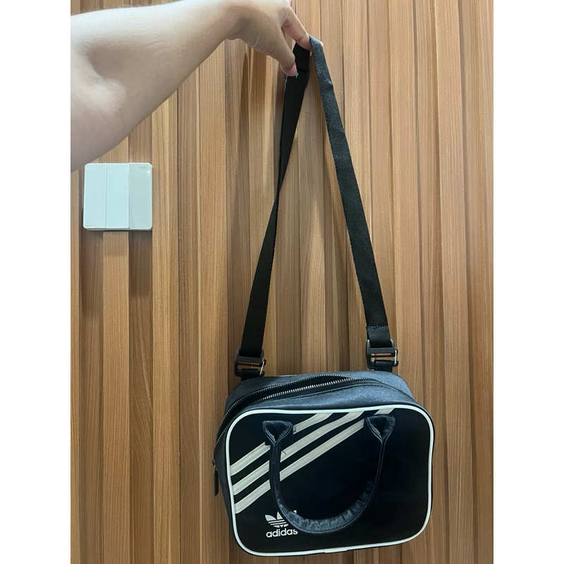 Preloved Adidas Sling Bag Original