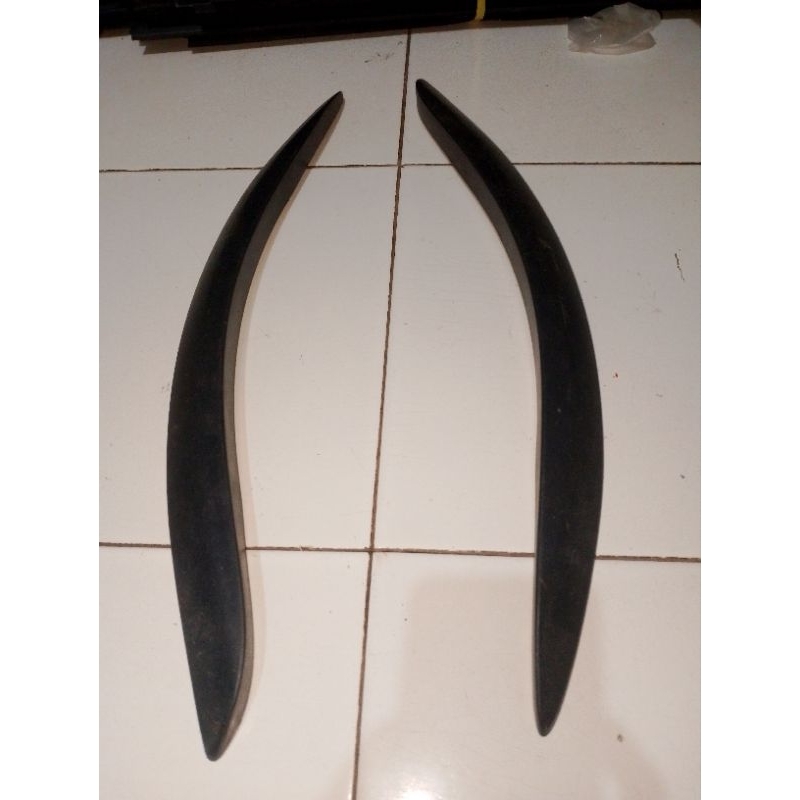 Garnish spoiler pintu belakang Honda Brv 2016-2021 original