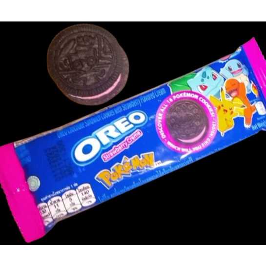 

Oreo Pokemon Pikachu snack biscuit coklat strawberry