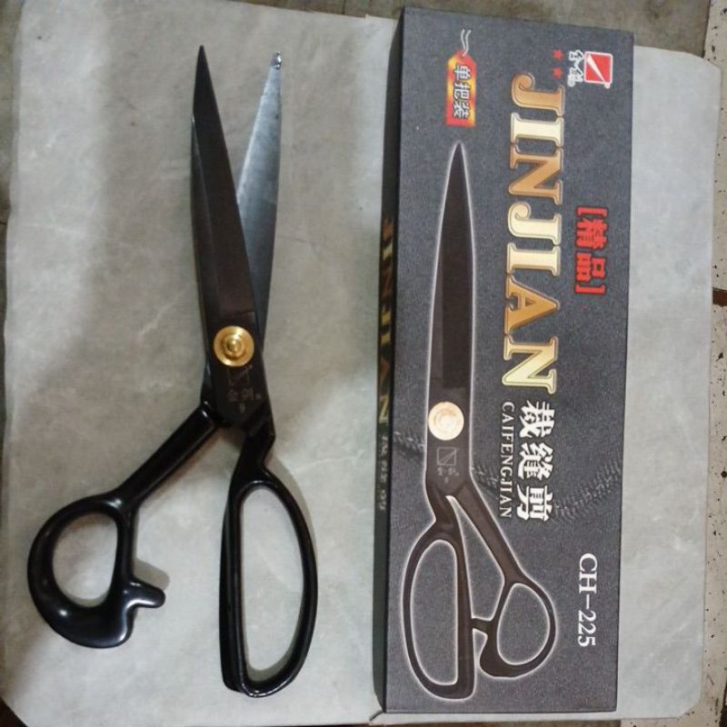 

gunting potong bahan jinjian ukuran 9 inc