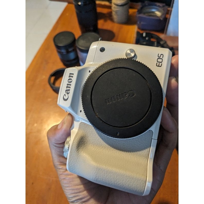 Canon EOS M50 warna Putih second