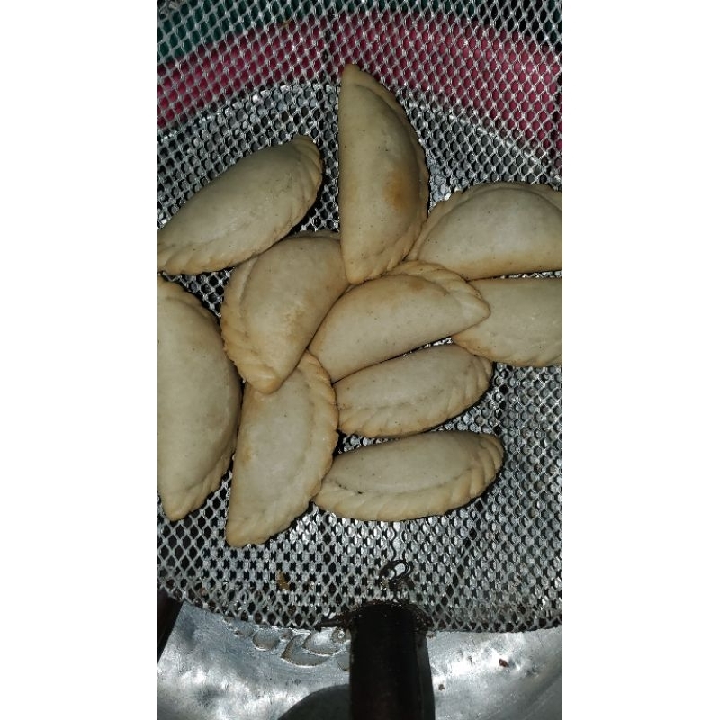 

Cireng Isi ,Satu pack isi 5 pcs.