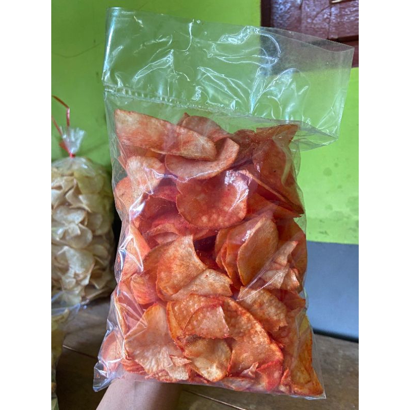 

keripik singkong pedas siap makan