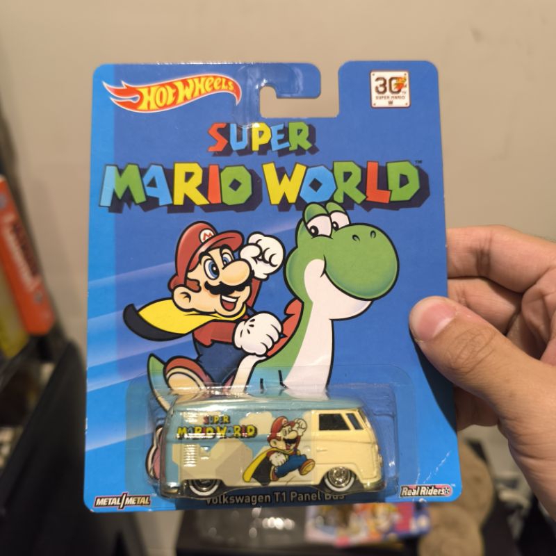 HW PREMIUM CARD Super Mario World Volkswagen T1 Panel Bus