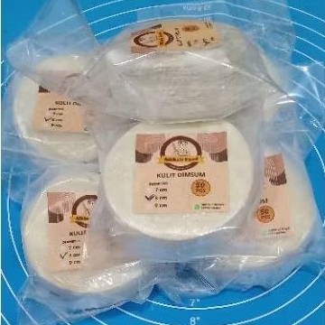 

Kulit Dimsum/gyoza diameter 8cm isi 50pcs perbungkus