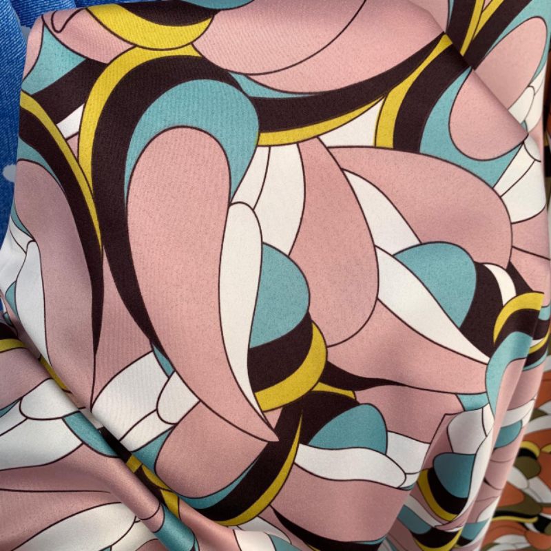 kain silk motif - kain satin motif - kain silk sutra - kain butik - kain gamis silk -kain sutra silk