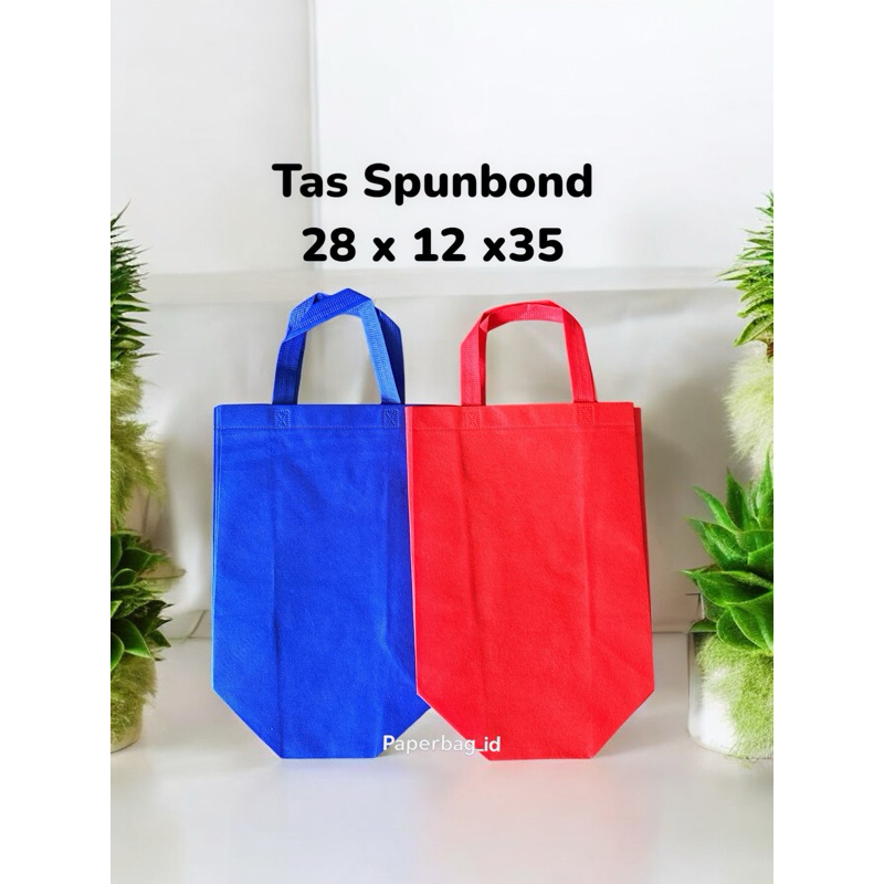 

Tas Spunbond Tebal | Goodie bag | Tas kain ukuran 28 x 15 x35