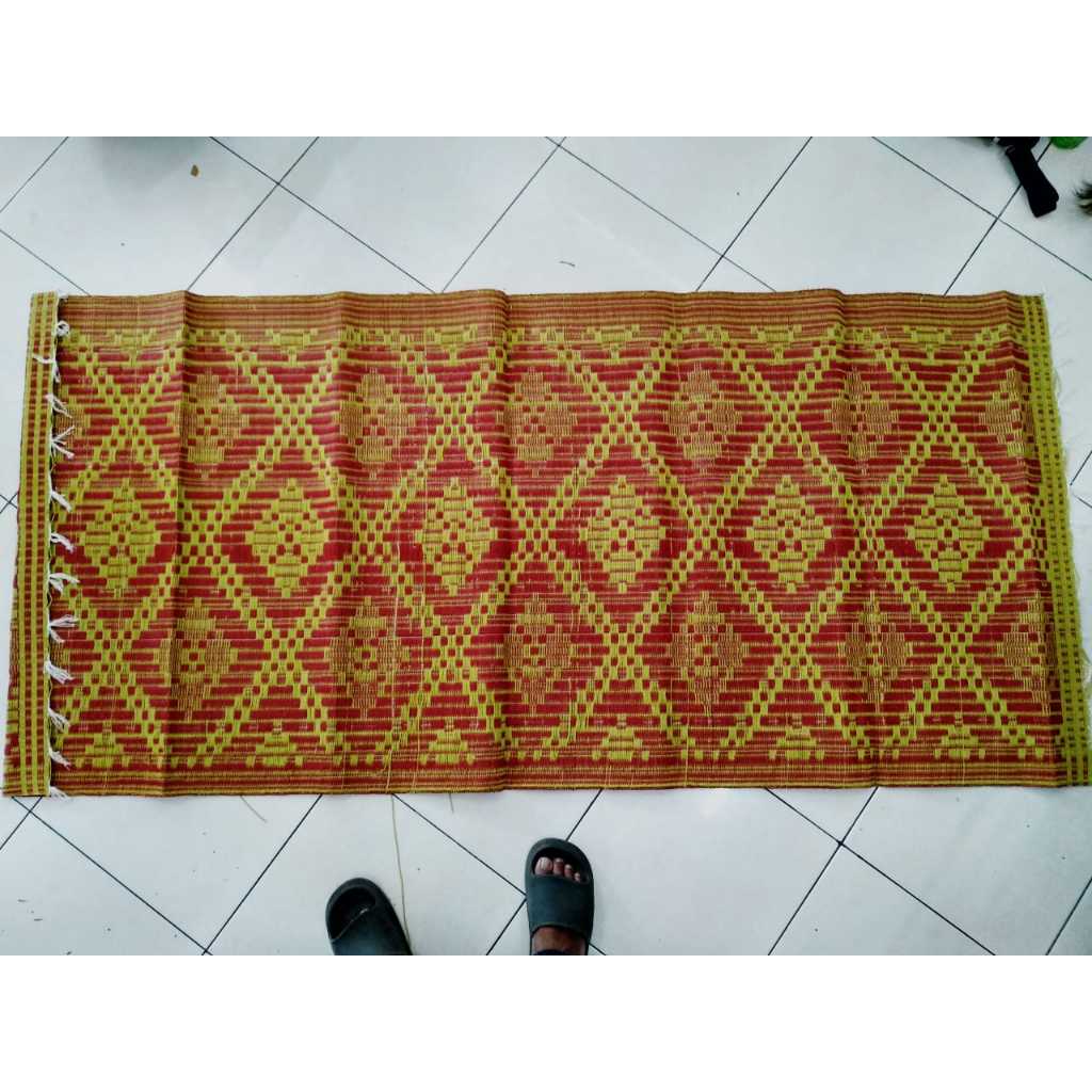 Tikar Plastik Tebal Engkel Renda / Tikar Lipat Plastik