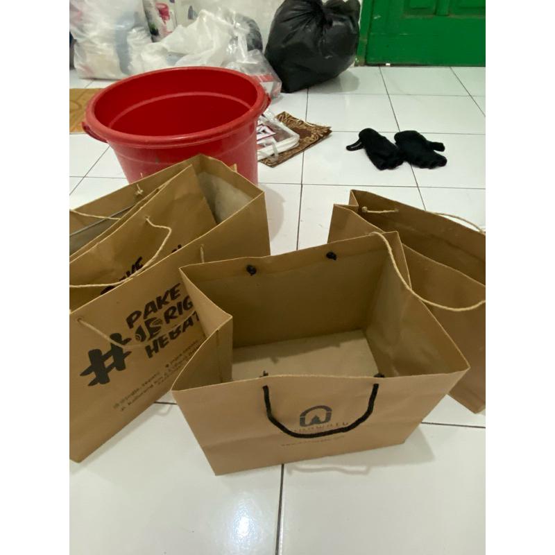 

[PreLoved] Paper Bag Coklat siap pakai.