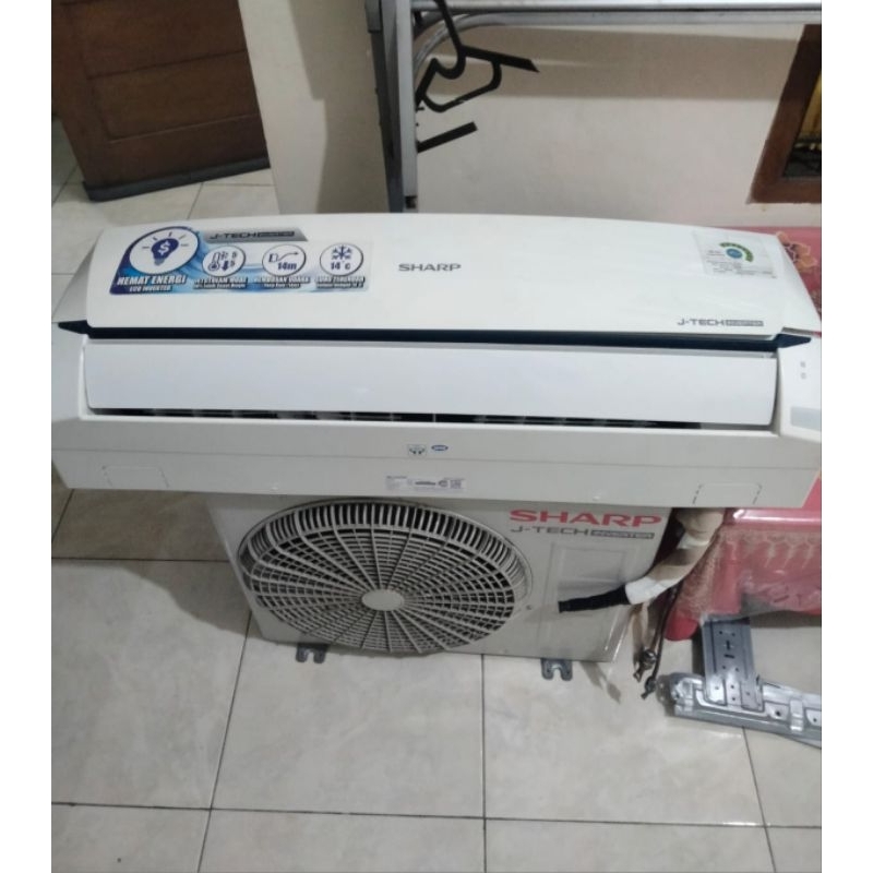 AC SECOND SHARP 1/2PK JTECH INVERTER HEMAT LISTRIK