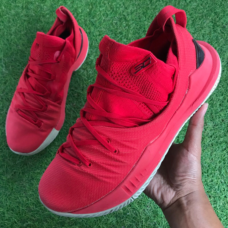 Sepatu Basket UA Curry 5 size 43 preloved