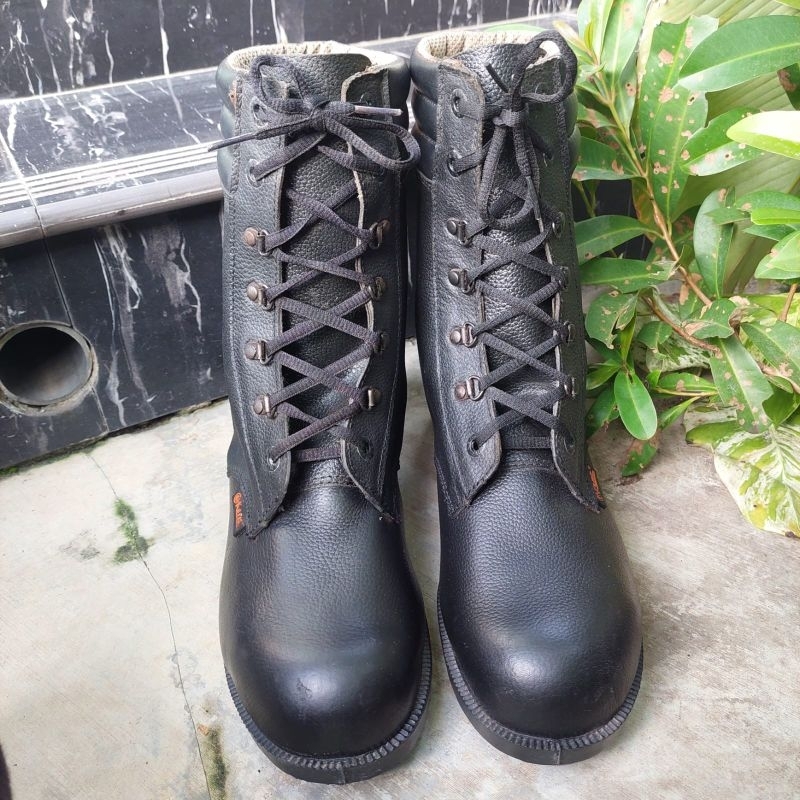 sepatu safety second merk kent size 44(29cm)
