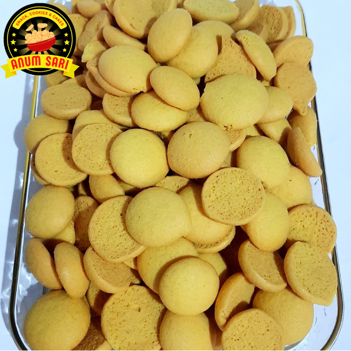 

Bolu Kering Egg Moon 250 Gram / Kue Kering Bagelen - Anum Sari
