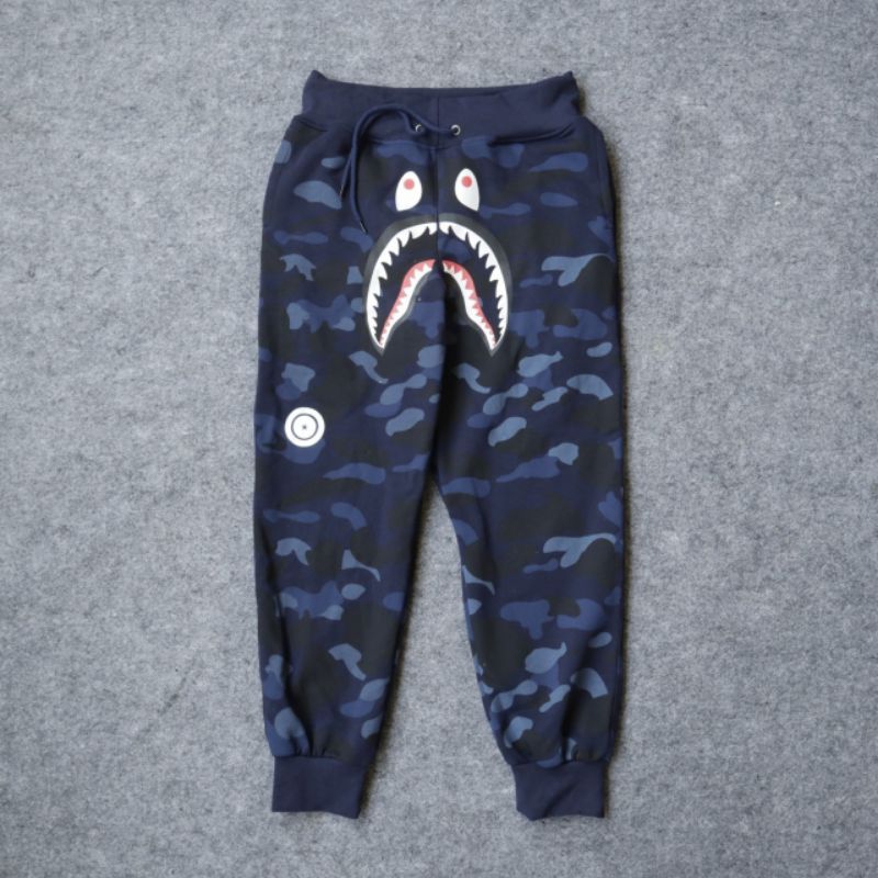 CELANA PANJANG BAPE NAVY CAMO