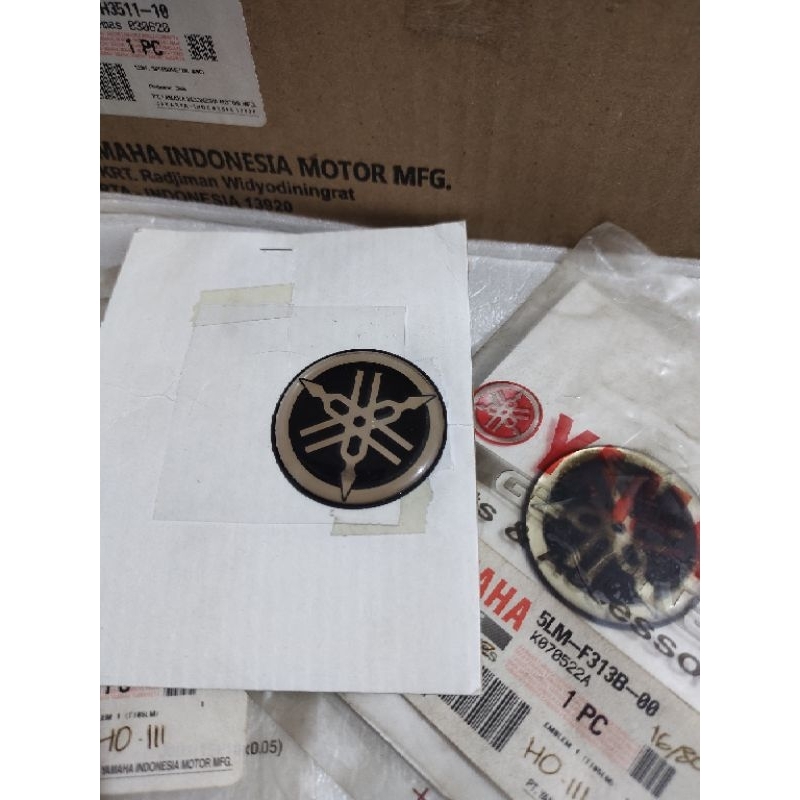 EMBLEM LOGO PANEL DASI JUPITER LAMA 2001-2005 5LM-F313B-00 ORIGINAL YAMAHA YGP