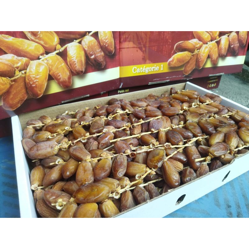 

Tunis tangkai saphir