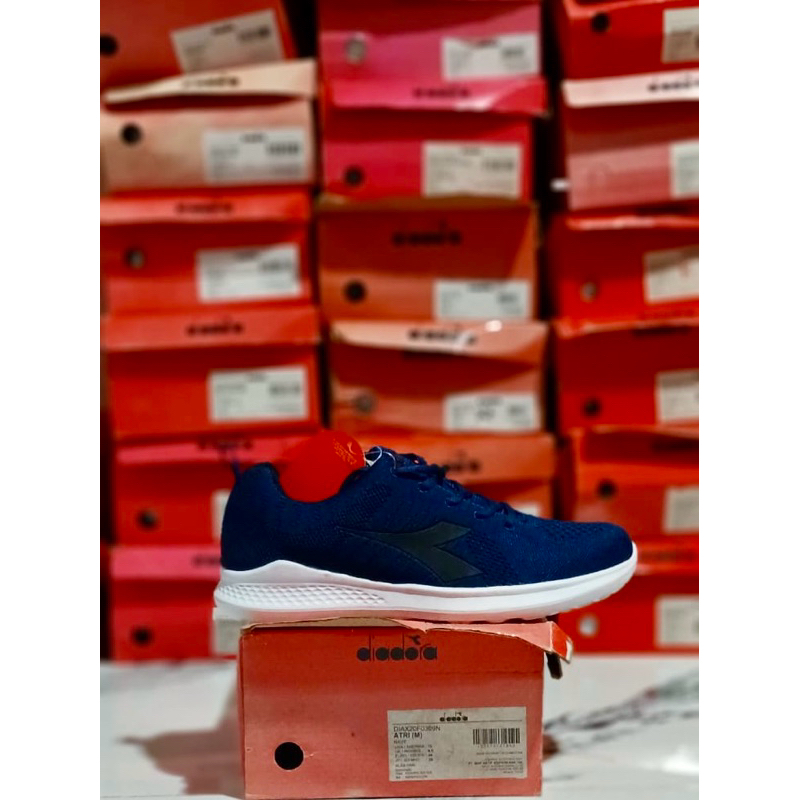 DIADORA ATRI NAVY SIZE 44