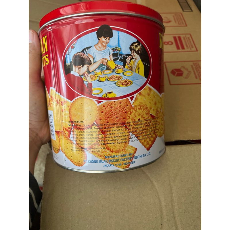

Khong Guan Biskuit Kaleng 600gr mamina