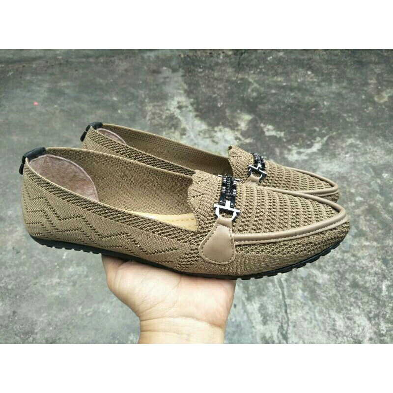 Flat Shoes Rajut Reno Martin