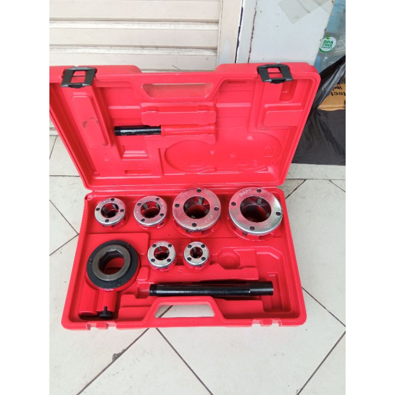 Alat senai pipa manual 1/2"-2" Model RIDGID