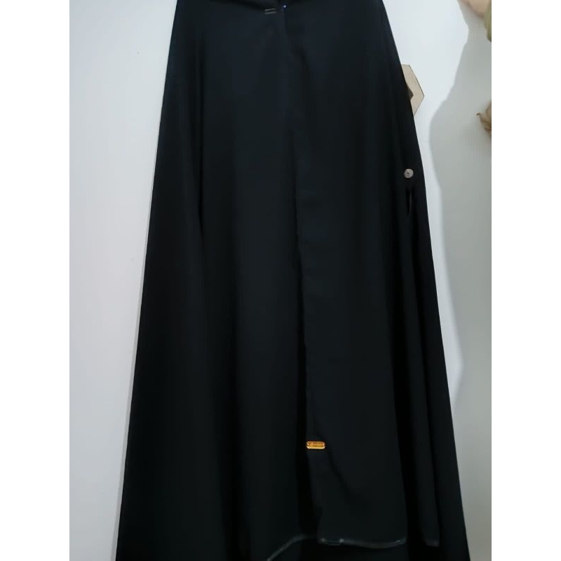 Khimar bolong tangan kancing batok dan list bisban hitam ( preloved)