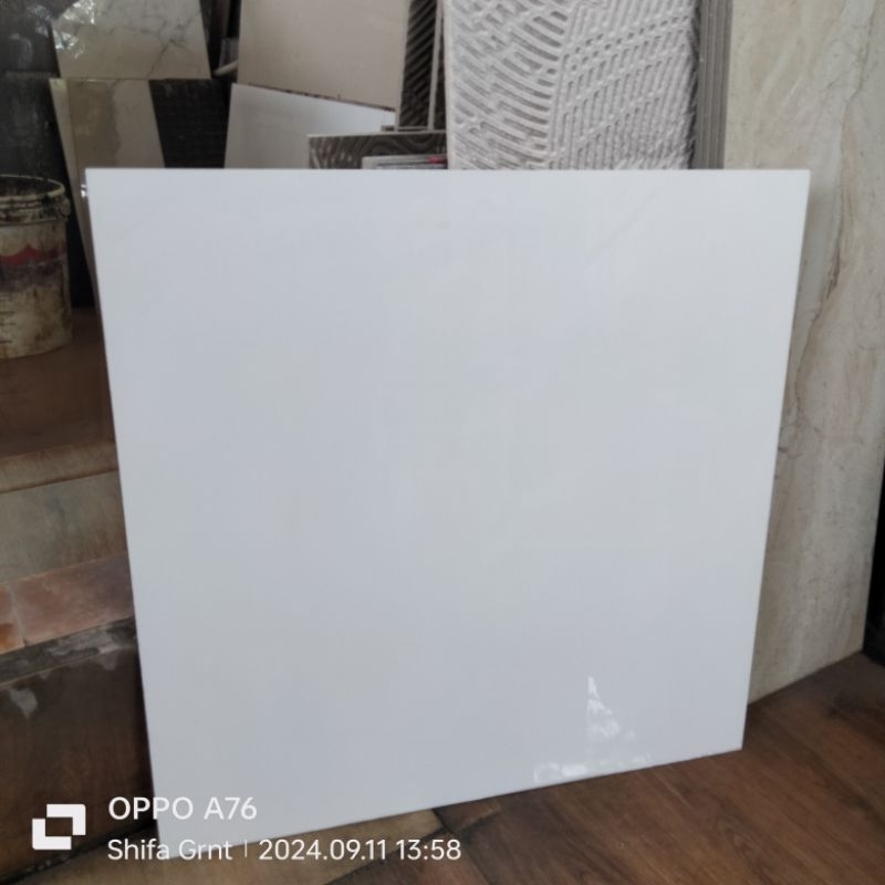 Granit lantai 60x60.Solid White /indogress