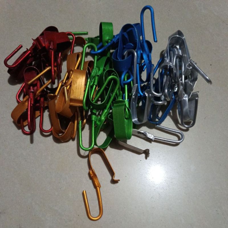 

GANTUNGAN BUAH WARNA,STENLIS,BARONG,CANTOLAN PISANG SKM KASAR, paku ulir plapon