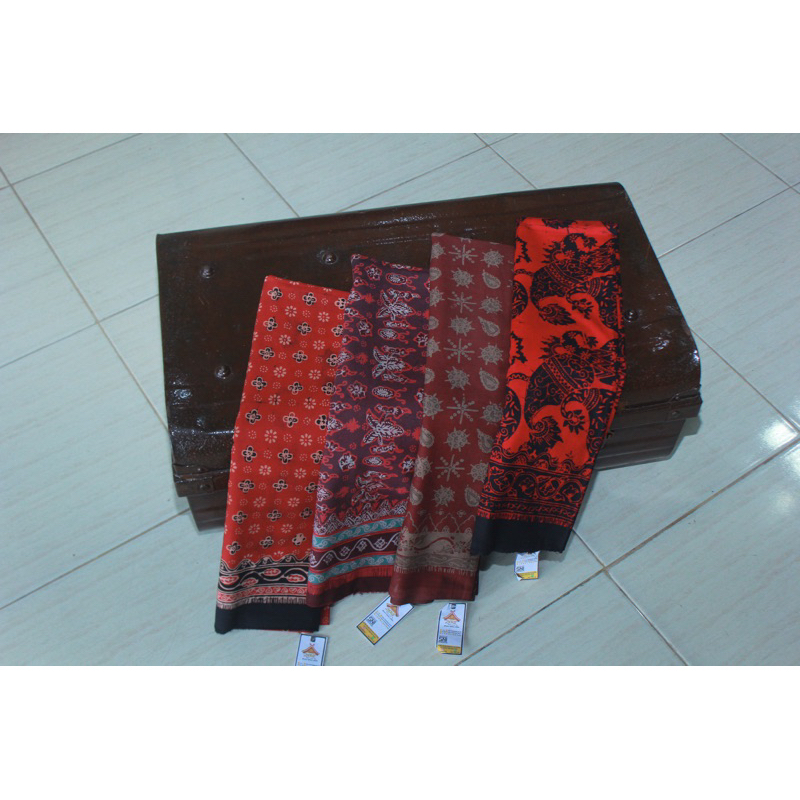 BATIK JAMBI ZHORIF - BAHAN DASAR BATIK CAP WARNA MERAH
