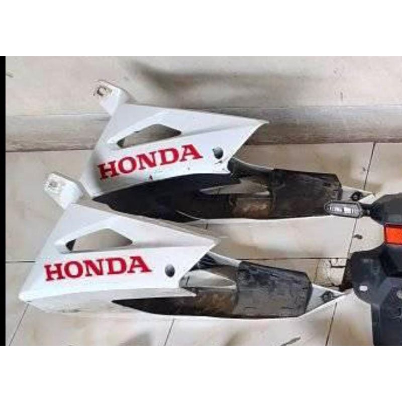 Undercowl / fairing bawah mesin Honda new cbr150r cbr 150r facelift 2016-2019 asli original