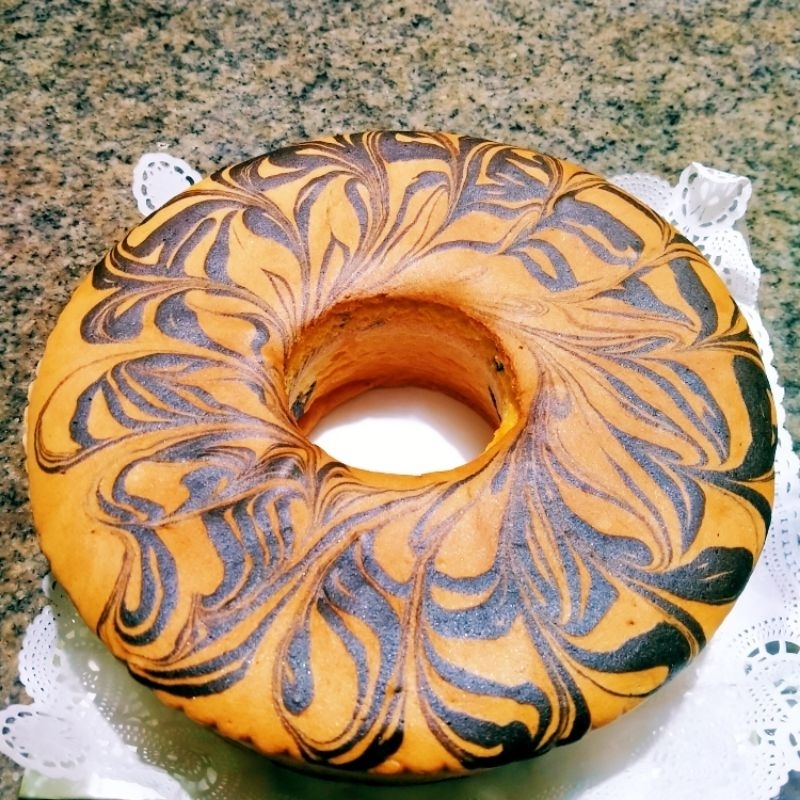 

NOB BOLU MARMER / BOLU JADUL UK 24CM