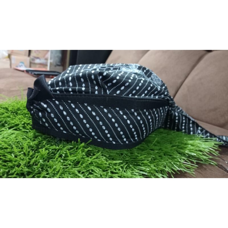 Batik Sinjang Iket sunda Bendo Udeng Sunda