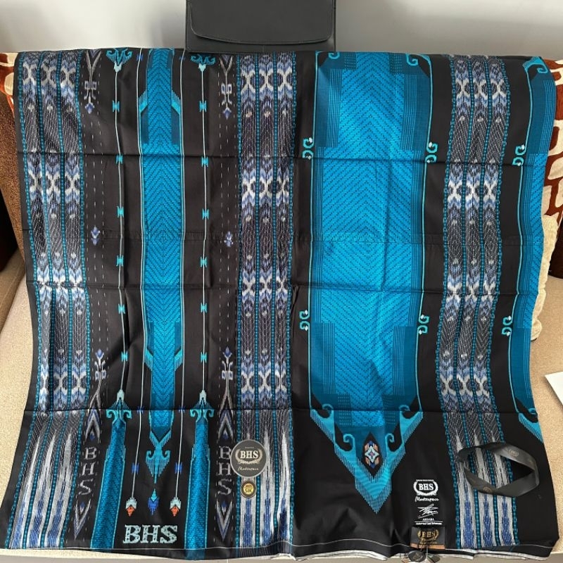 Sarung BHS Masterpeace SIK Gold New