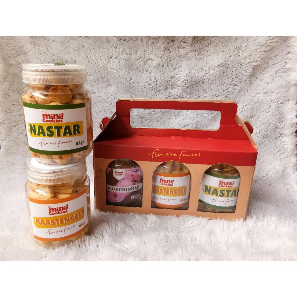 

MINI COOKIES HAMPER SET KUE KERING INA COOKIES PETIT MINI PARSEL LEBARAN