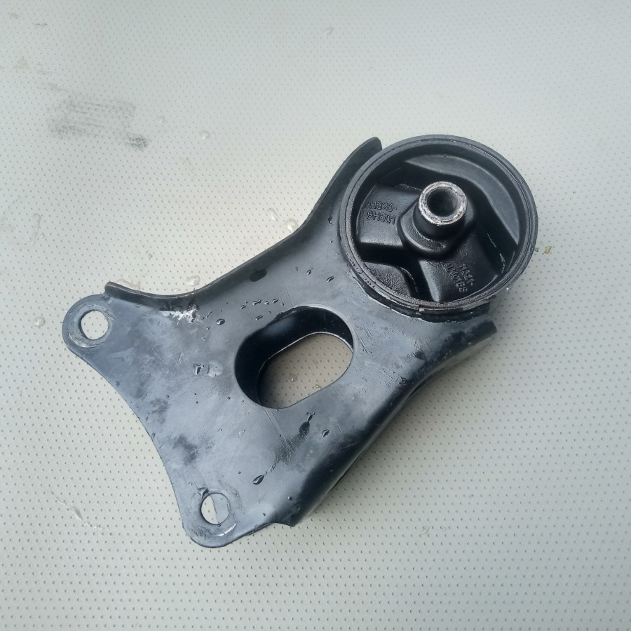 Engine Mounting Nissan X-Trail T30