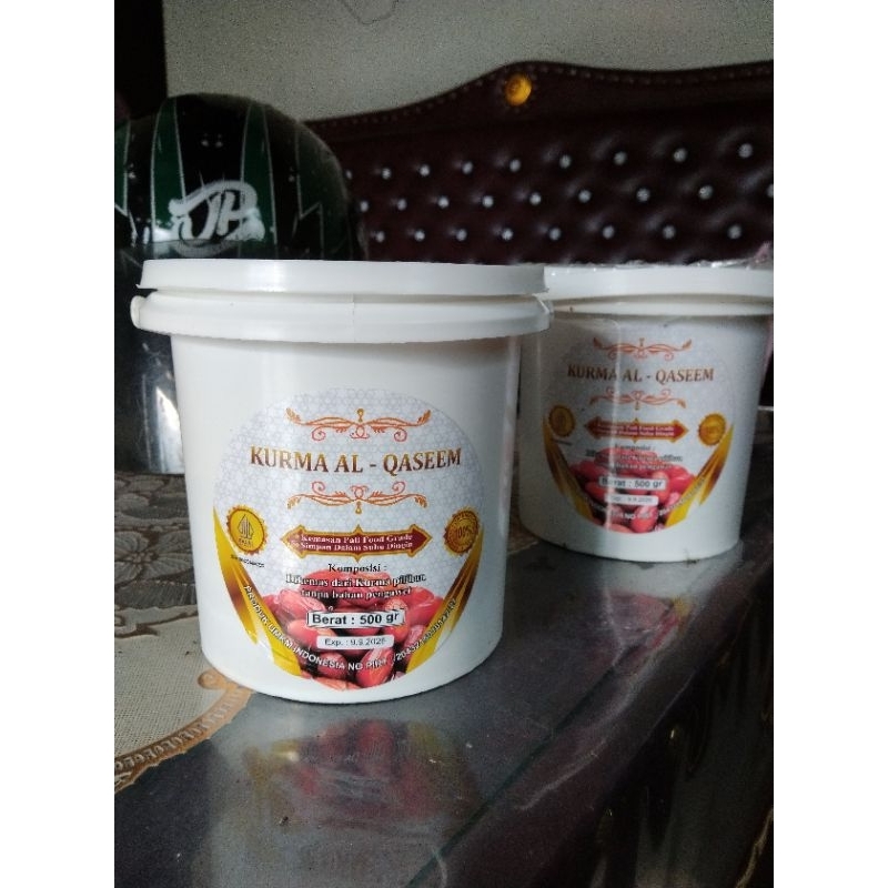 

Kurma Ember Al Qaseem 500 gram