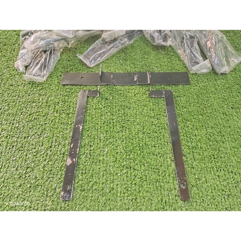 Dudukan Plat Nomor Depan Vespa Excel