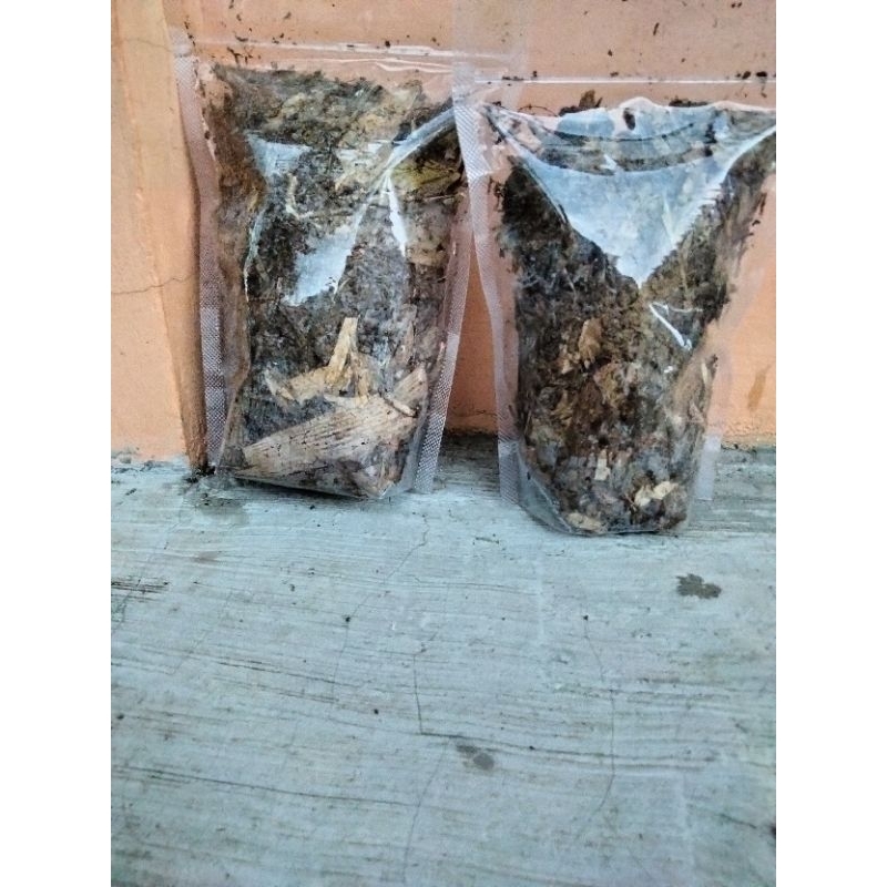 pupuk daun bambu kering/ humus daun bambu/media tanam humus daun bambu 1 kg