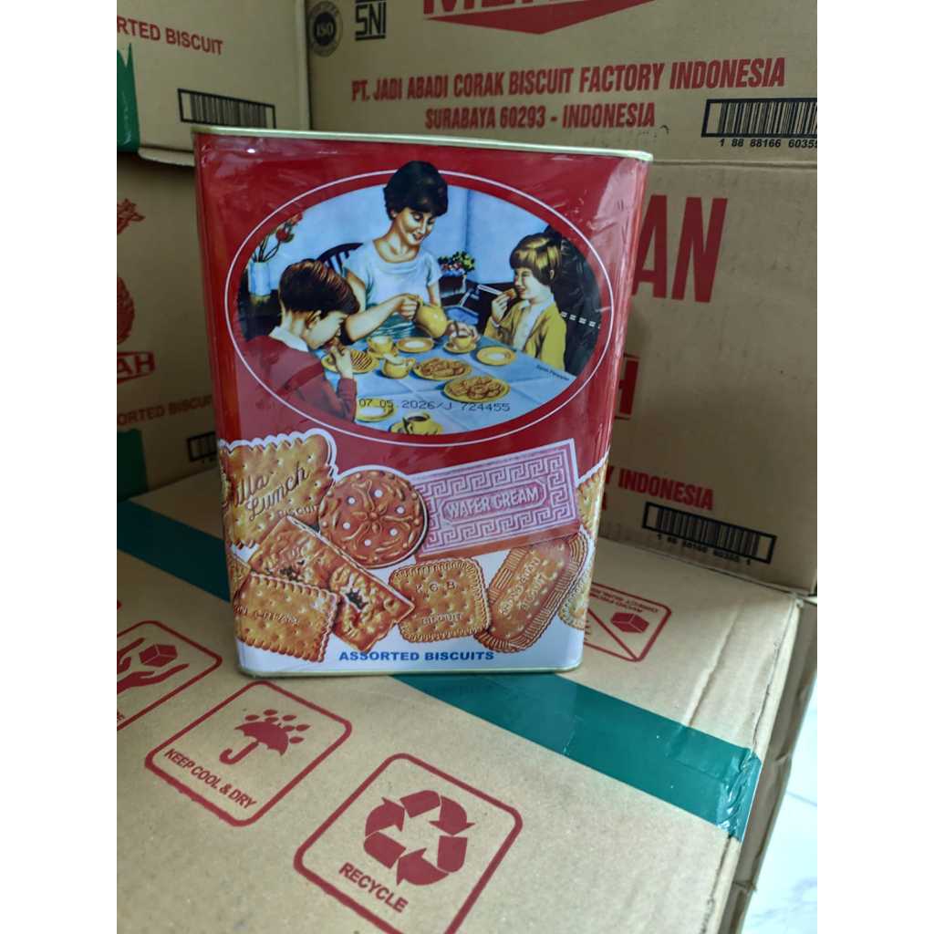 

KHONGGUAN BISKUIT 1600GR,NABATI WAFER KALENG,WAFELLO WAFER KALENG