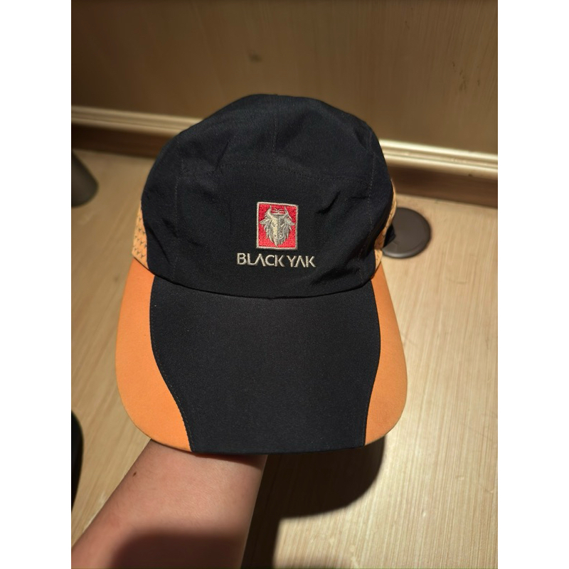 Topi BlackYak Goretex Anti Air Daun Talas