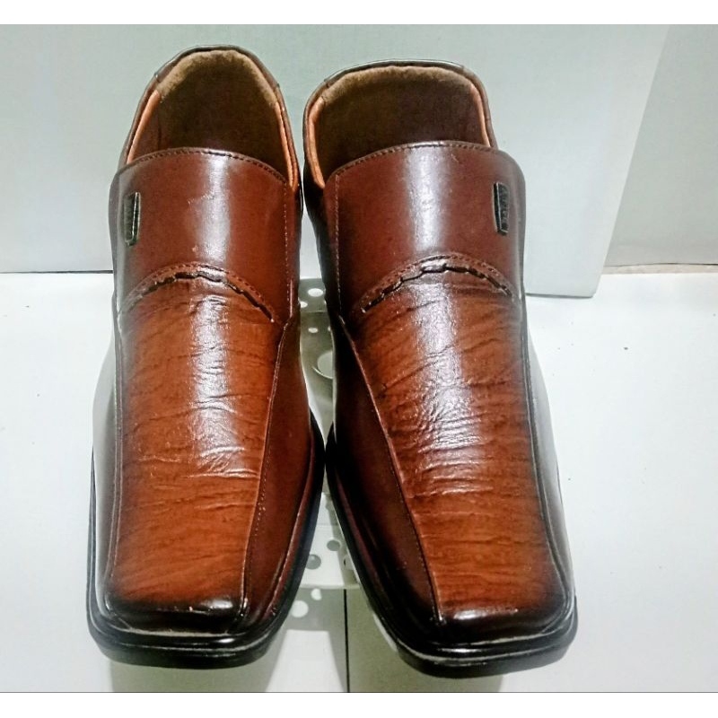 Shopee COD - Bally 2514 CK Sepatu Pria Kekinian Keren Murah Pantofel Formal Kerja Kantor Terbaru 202