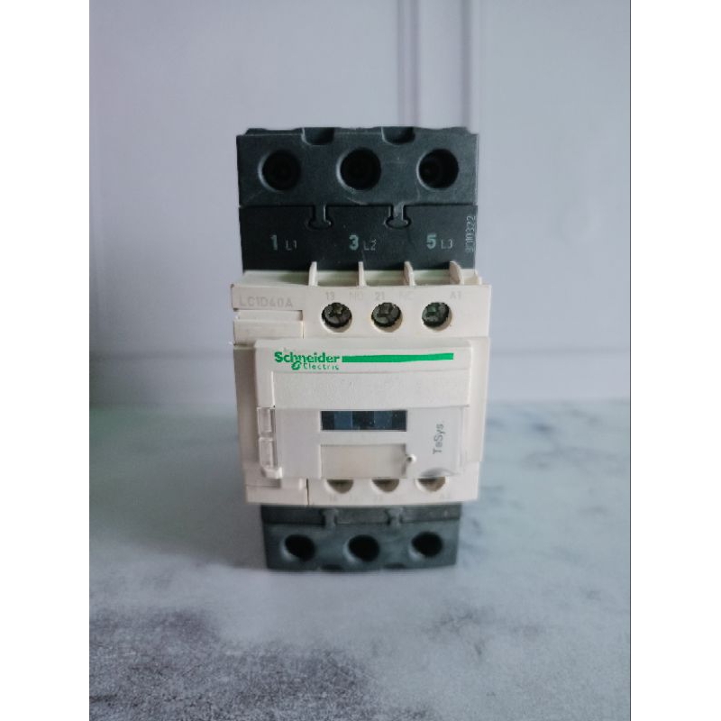 kontaktor Schneider LC1D40A