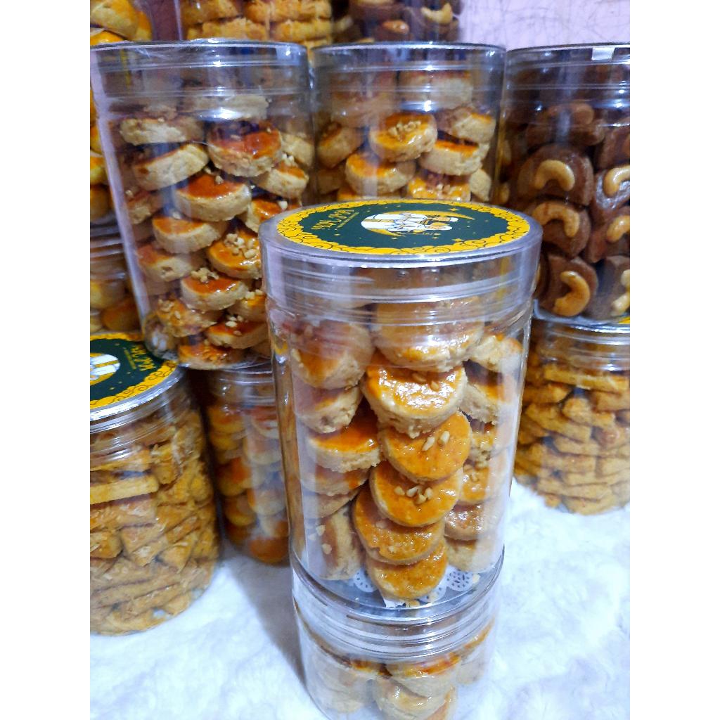 

Kue Kacang ( peanut butter cookies) by AllthingsbyAngel