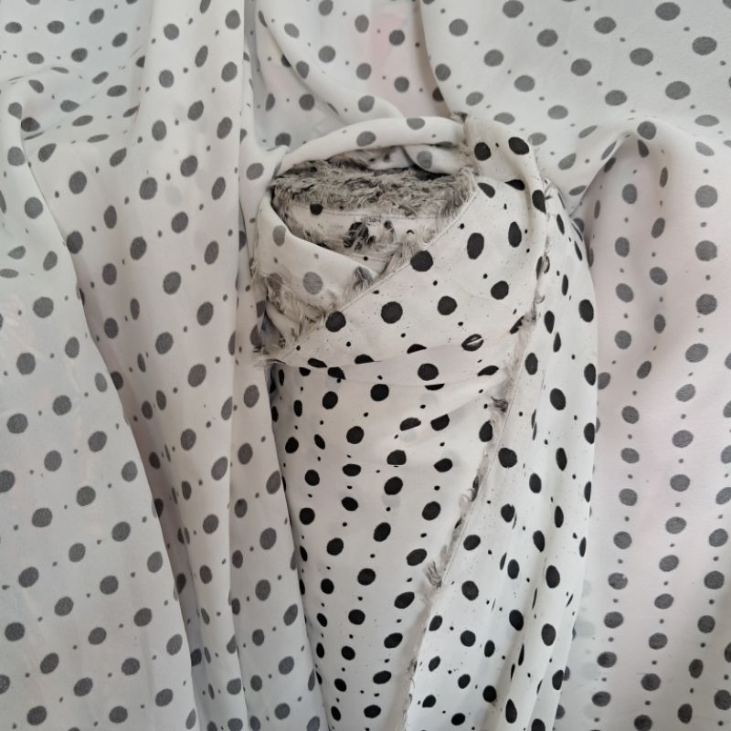 kain ceruti | kain ceruti motif | kain ceruti babydol premium | kain ceruti motif polkadot | kain ce