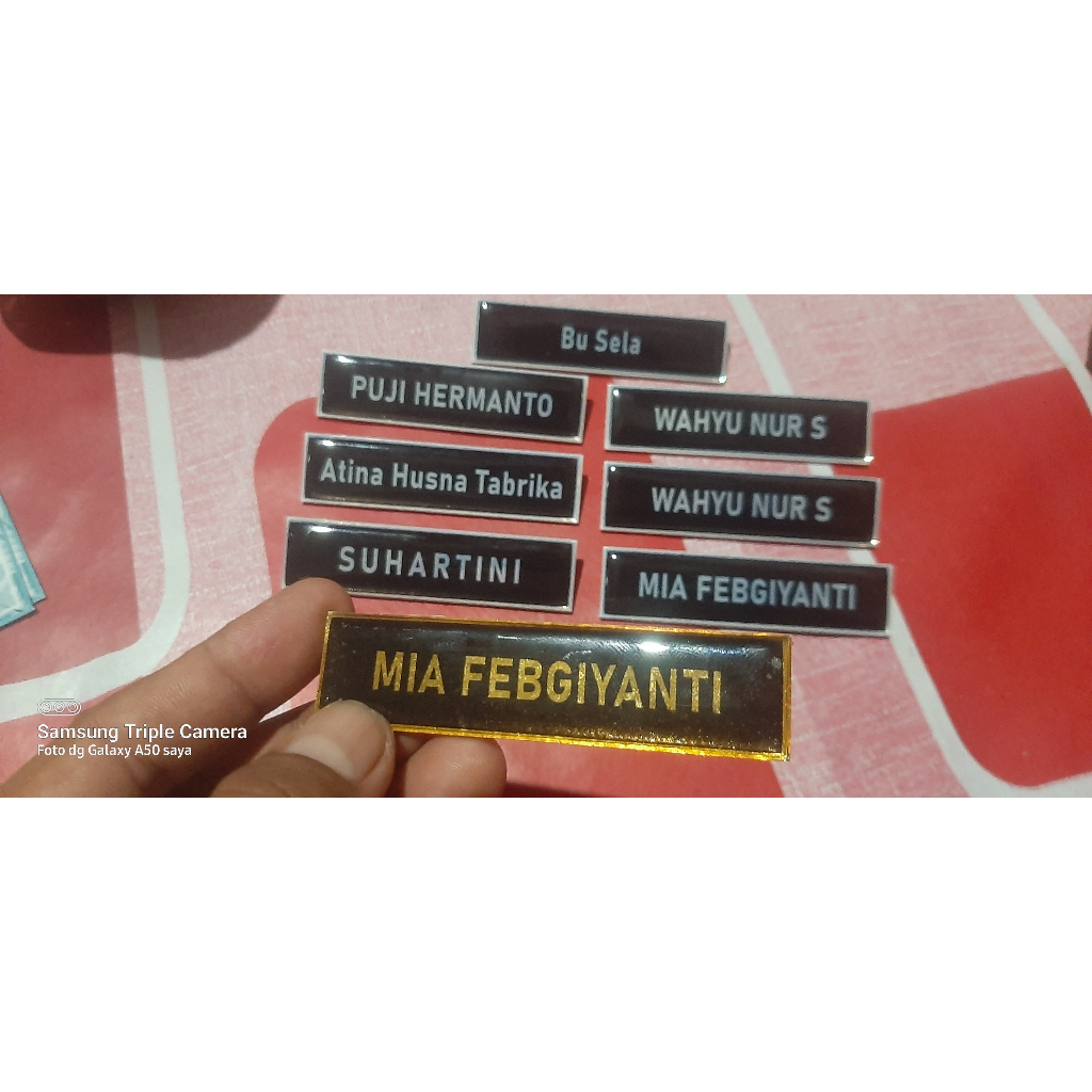 

NAME TAG DADA AKRILIK